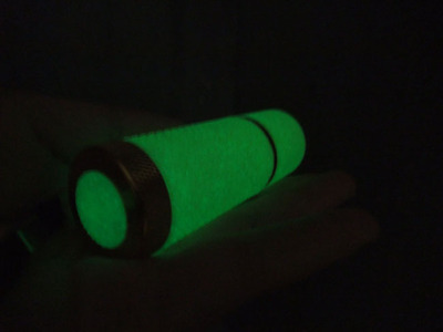 超亮夜光9LED手電筒 功能、設(shè)計(jì)與采購(gòu)指南