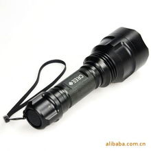 UltraFire C8 CREE Q5 傳承經典的夜獵利器與使用心得